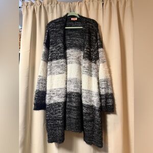 EVRI Black & White Ombre Open-Front Women’s Cardigan